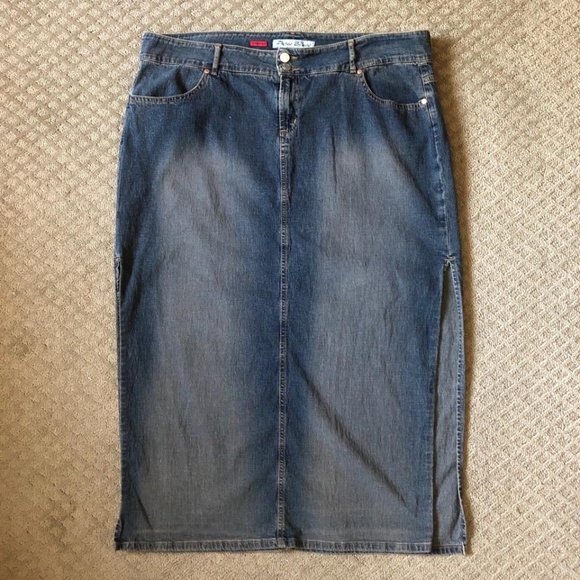 Paris Blues Skirts Paris Blues Denim Soulmate Straight Skirt 2w Poshmark